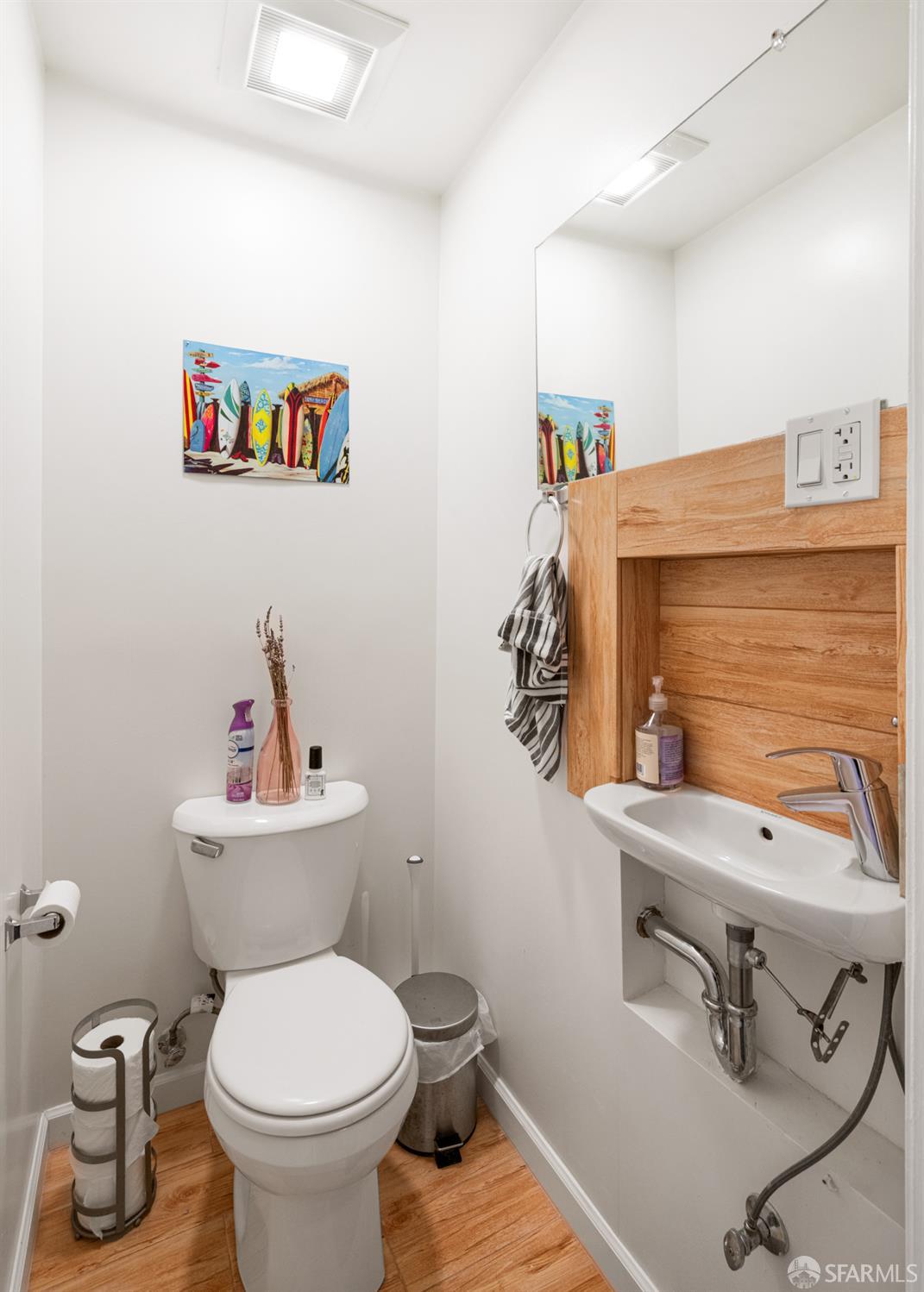 Detail Gallery Image 13 of 26 For 1387 18th Ave, San Francisco,  CA 94122 - – Beds | – Baths