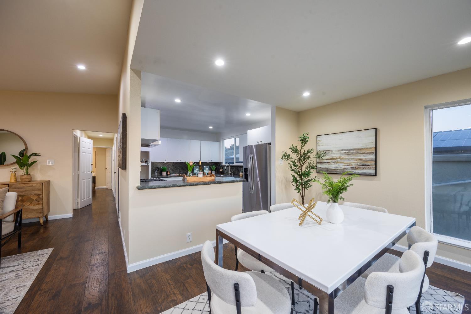 Detail Gallery Image 17 of 55 For 74 Clearview Dr, Daly City,  CA 94015 - 5 Beds | 4 Baths