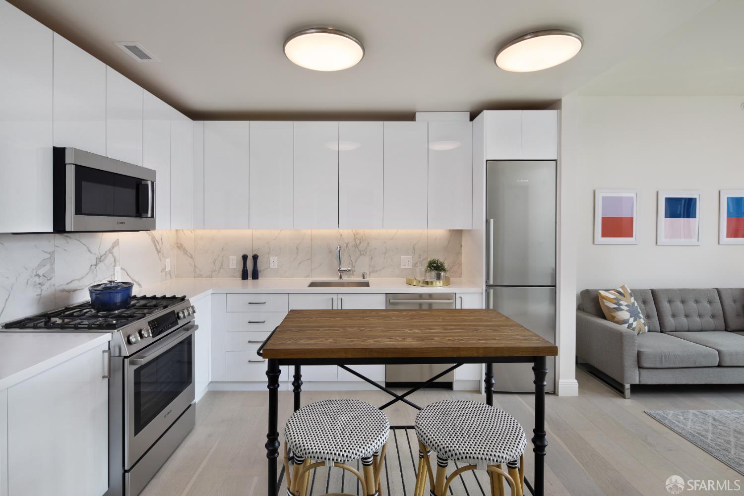 Detail Gallery Image 2 of 17 For 588 Minna St #706,  San Francisco,  CA 94103 - 1 Beds | 1 Baths