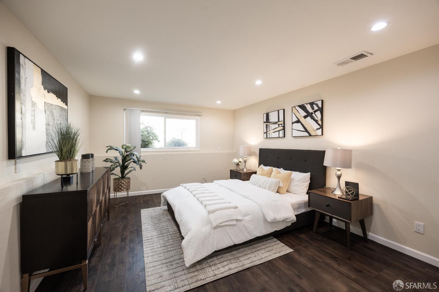 Detail Gallery Image 37 of 55 For 74 Clearview Dr, Daly City,  CA 94015 - 5 Beds | 4 Baths