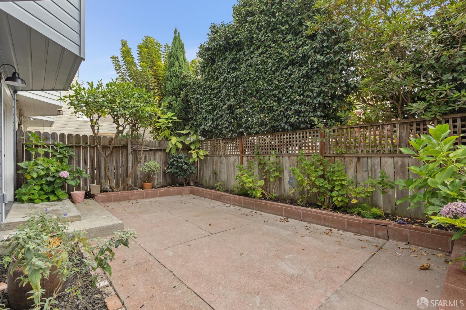 Detail Gallery Image 29 of 32 For 3342 Broderick St, San Francisco,  CA 94123 - 3 Beds | 2/1 Baths
