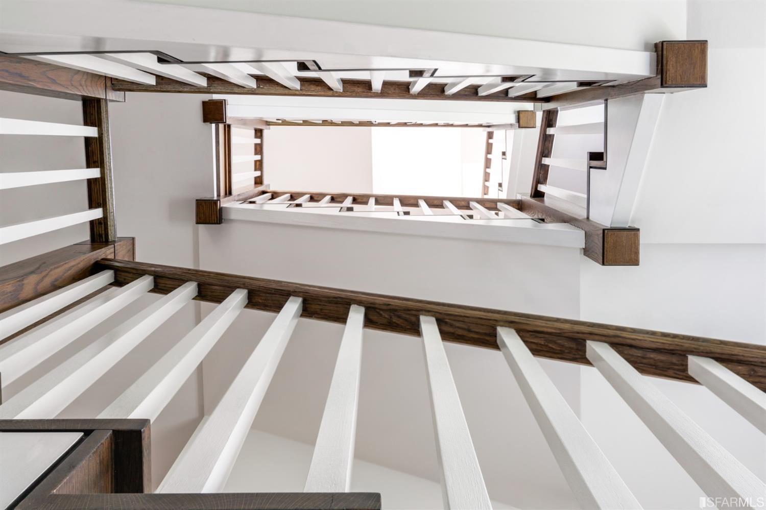 Detail Gallery Image 27 of 53 For 1266 Washington St, San Francisco,  CA 94108 - 5 Beds | 5 Baths