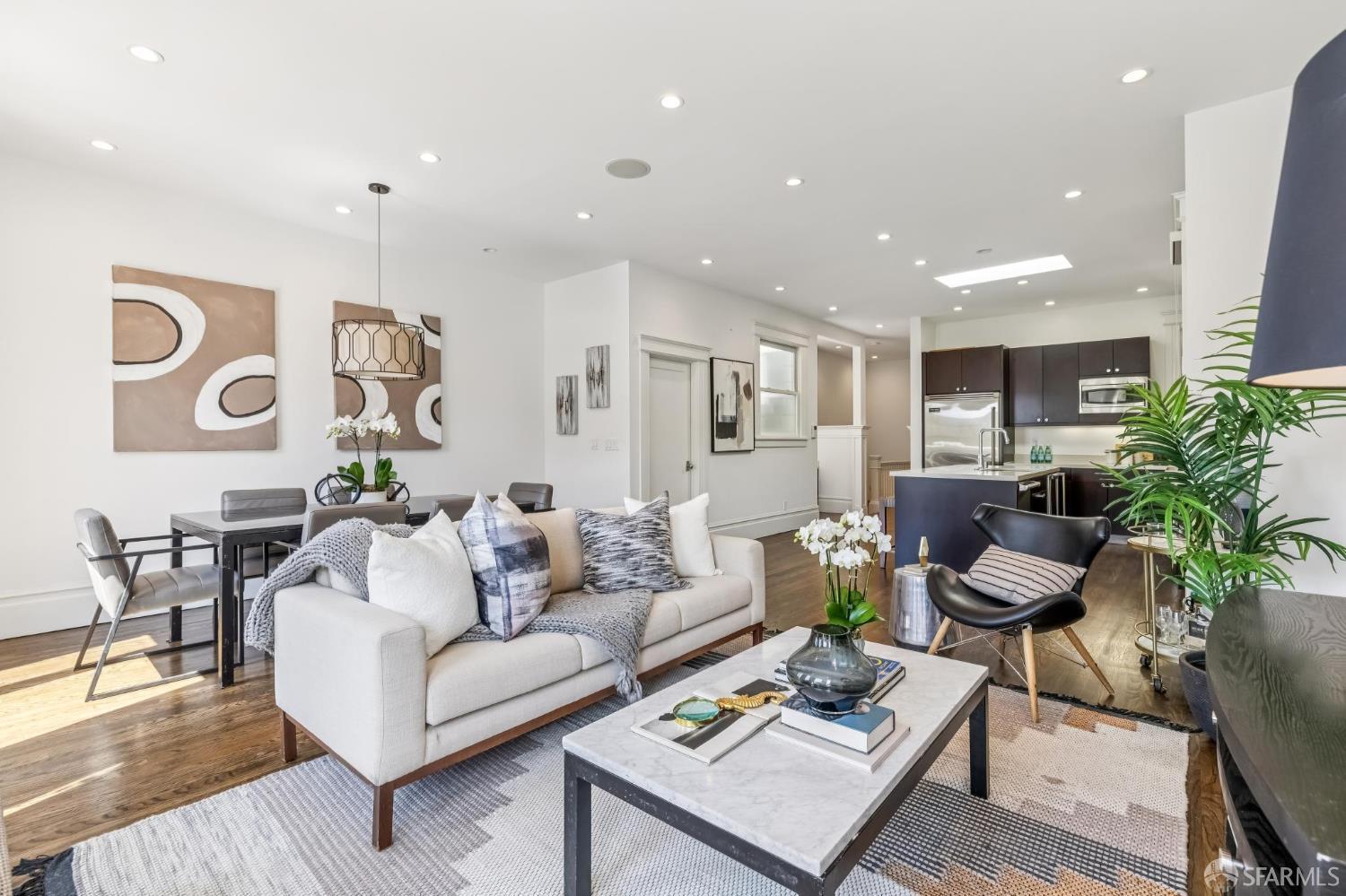 Detail Gallery Image 13 of 34 For 1653 Washington St, San Francisco,  CA 94109 - 3 Beds | 2 Baths