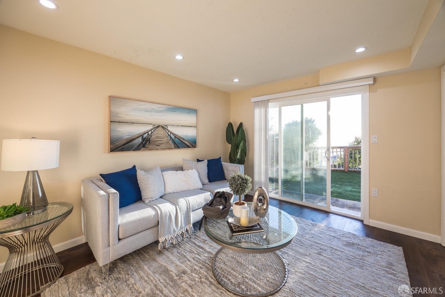 Detail Gallery Image 25 of 55 For 74 Clearview Dr, Daly City,  CA 94015 - 5 Beds | 4 Baths