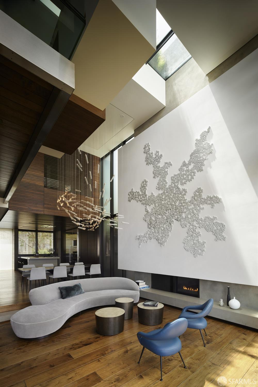 Detail Gallery Image 9 of 35 For 2626 Filbert St, San Francisco,  CA 94123 - 4 Beds | 4/1 Baths