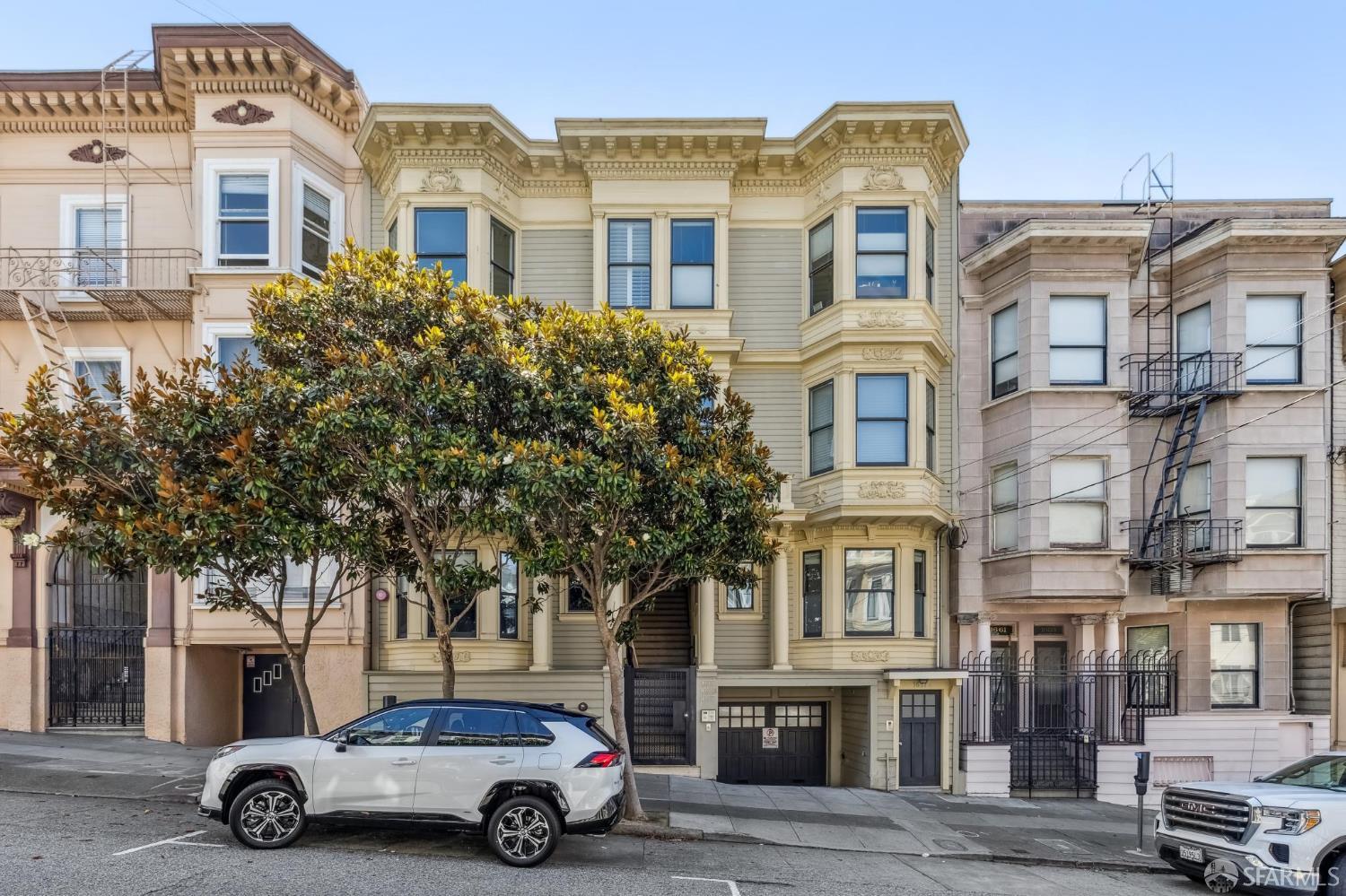 Detail Gallery Image 32 of 34 For 1653 Washington St, San Francisco,  CA 94109 - 3 Beds | 2 Baths