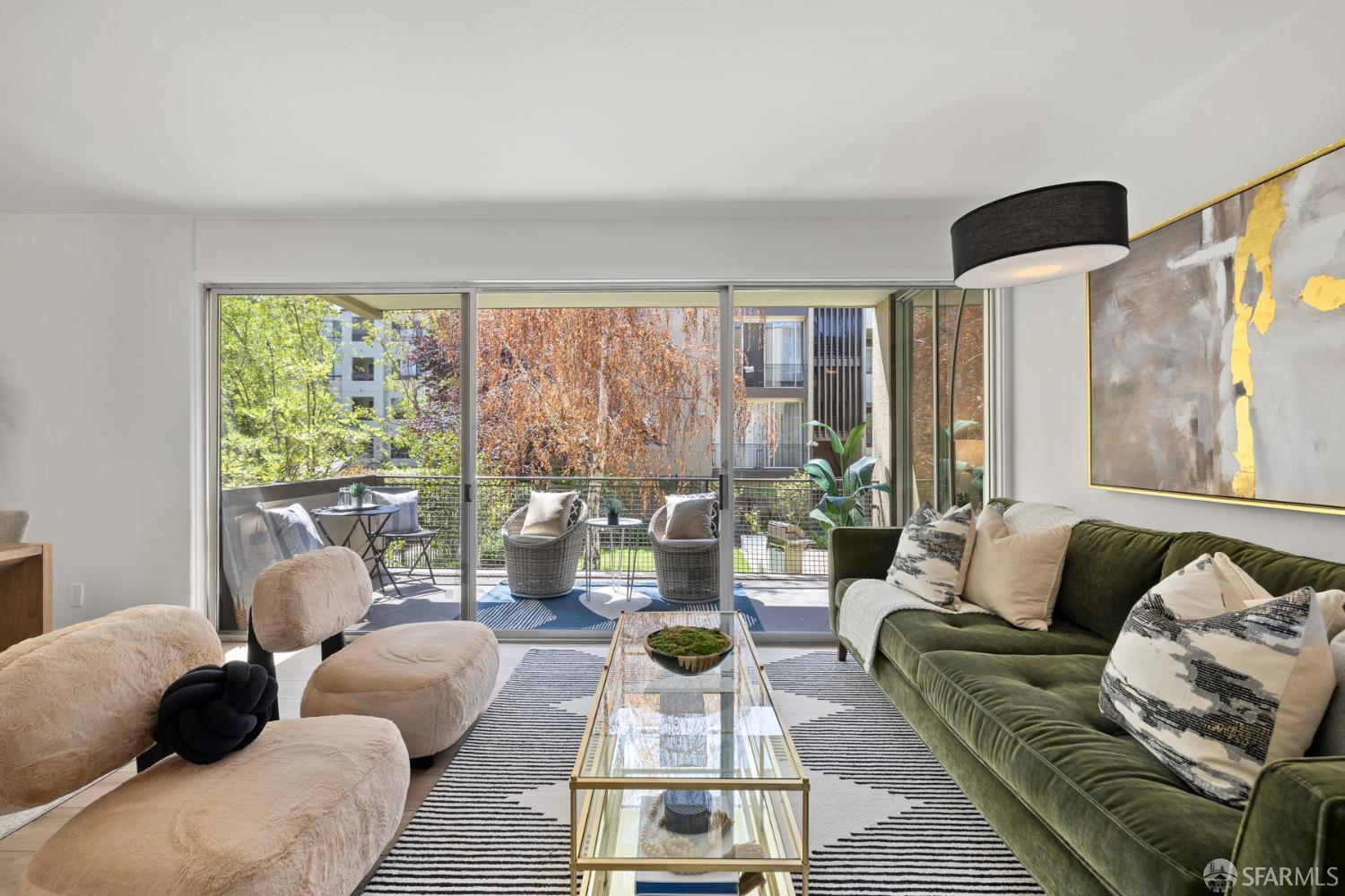 Detail Gallery Image 3 of 31 For 425 Grant Ave #19,  Palo Alto,  CA 94306 - 3 Beds | 2 Baths