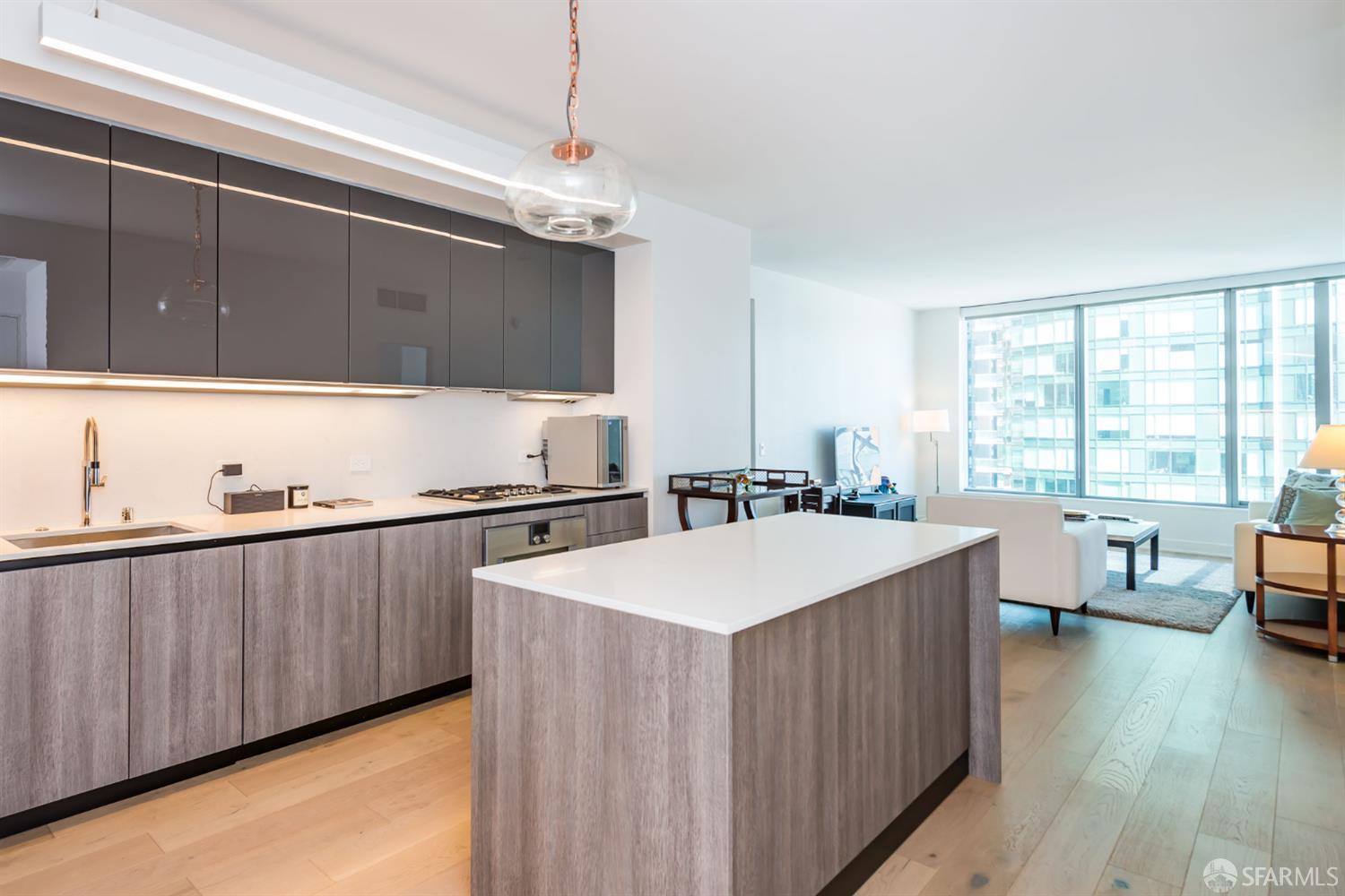 Detail Gallery Image 2 of 35 For 338 Main St 21b,  San Francisco,  CA 94105 - 2 Beds | 2 Baths