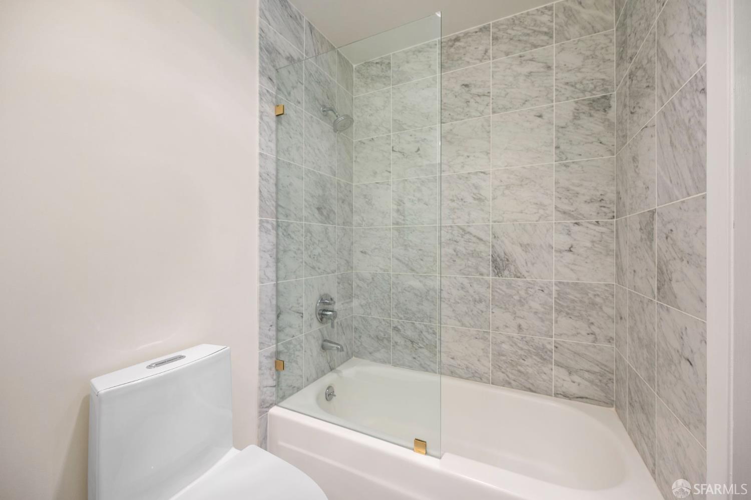 Detail Gallery Image 27 of 37 For 3234 Washington St #4,  San Francisco,  CA 94115 - 2 Beds | 2 Baths