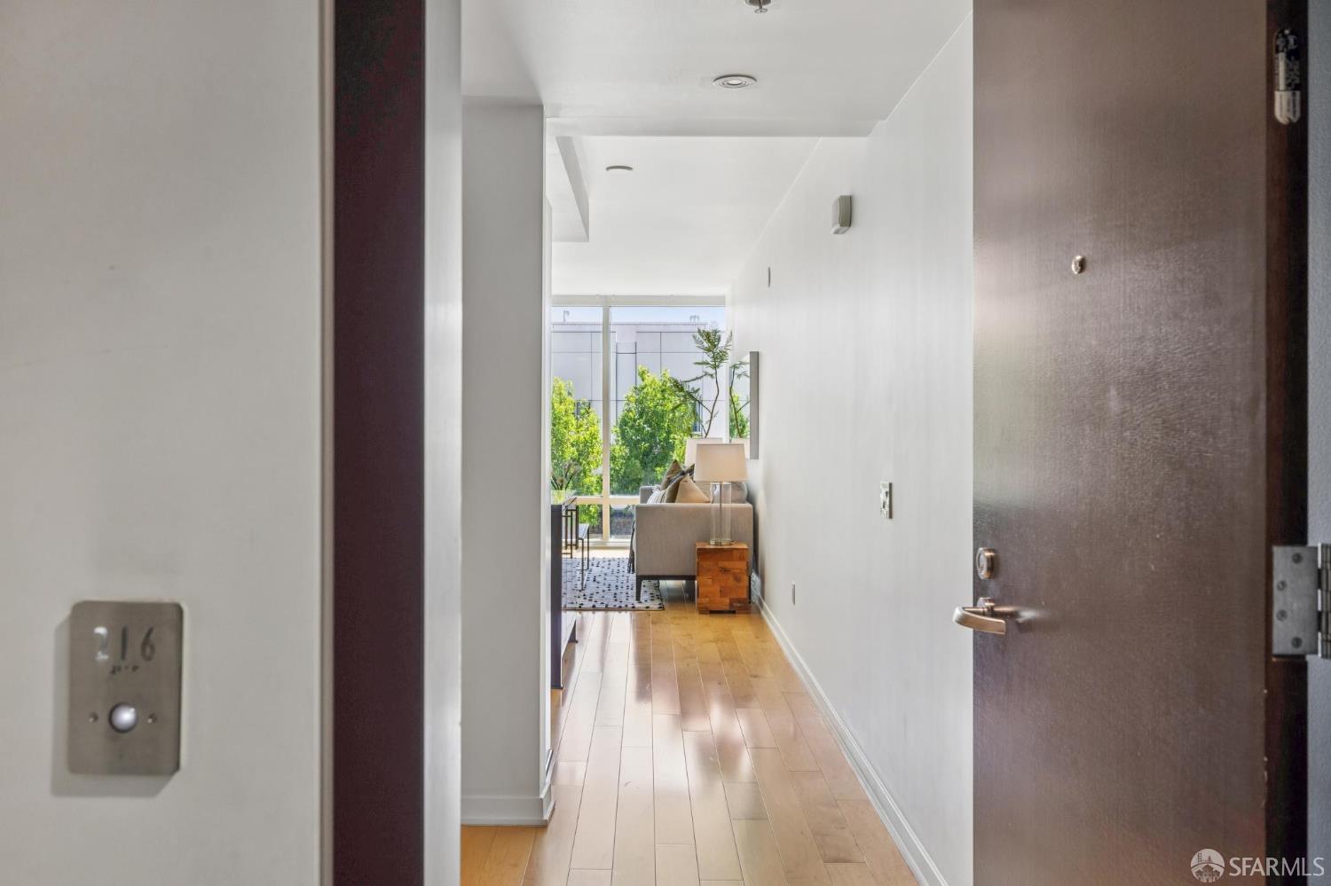 Photo #10: 425069266 Listing: Photo #10