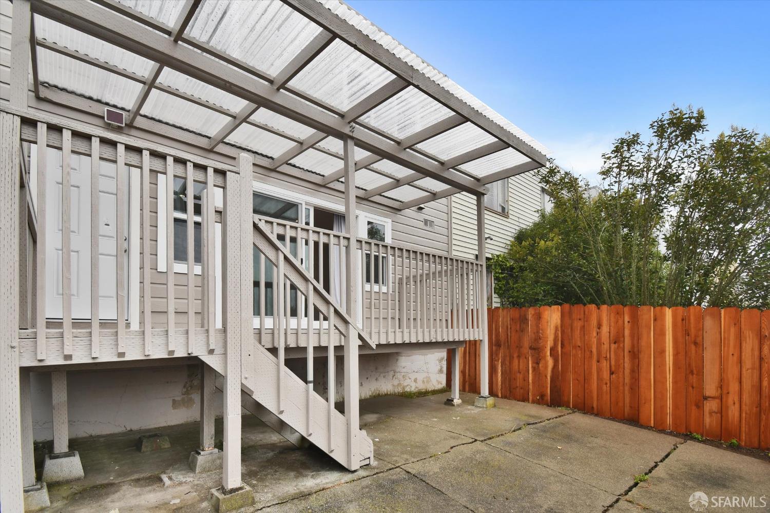 Detail Gallery Image 15 of 20 For 233 Sargent St, San Francisco,  CA 94132 - 3 Beds | 2 Baths