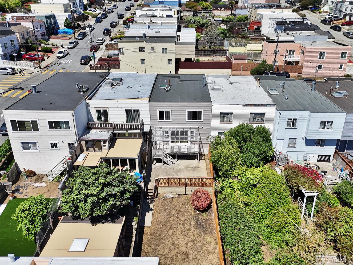 Detail Gallery Image 14 of 20 For 233 Sargent St, San Francisco,  CA 94132 - 3 Beds | 2 Baths