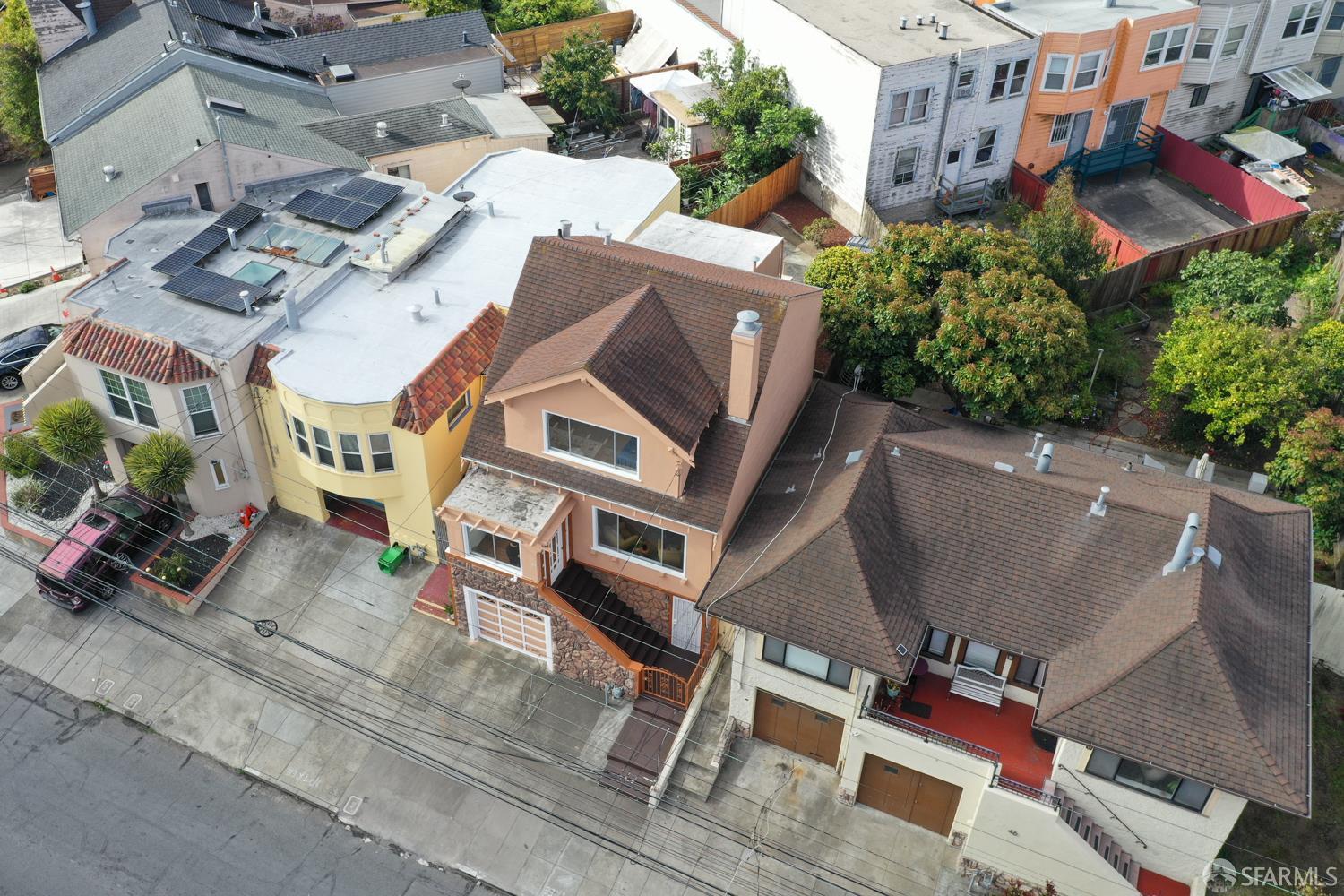 Detail Gallery Image 6 of 62 For 52 Rolph St, San Francisco,  CA 94112 - 2 Beds | 2/1 Baths