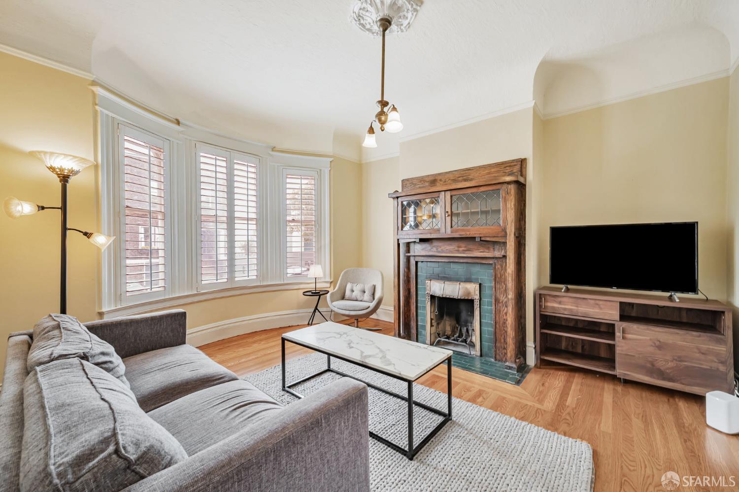Photo #4: 425069210 Listing 