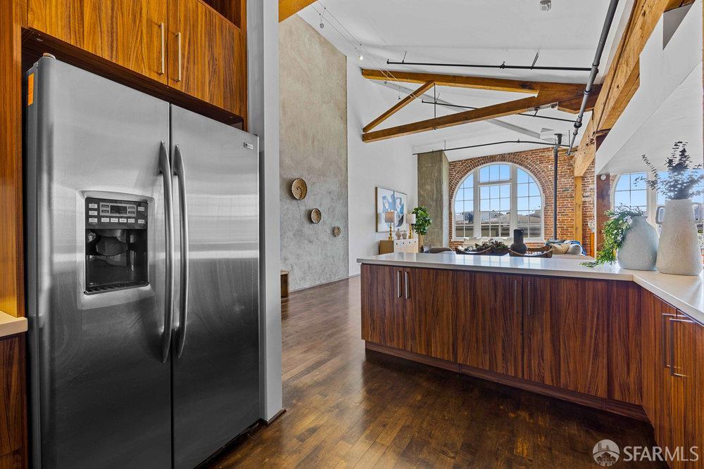 Photo #11: 425069321 Listing: Photo #11