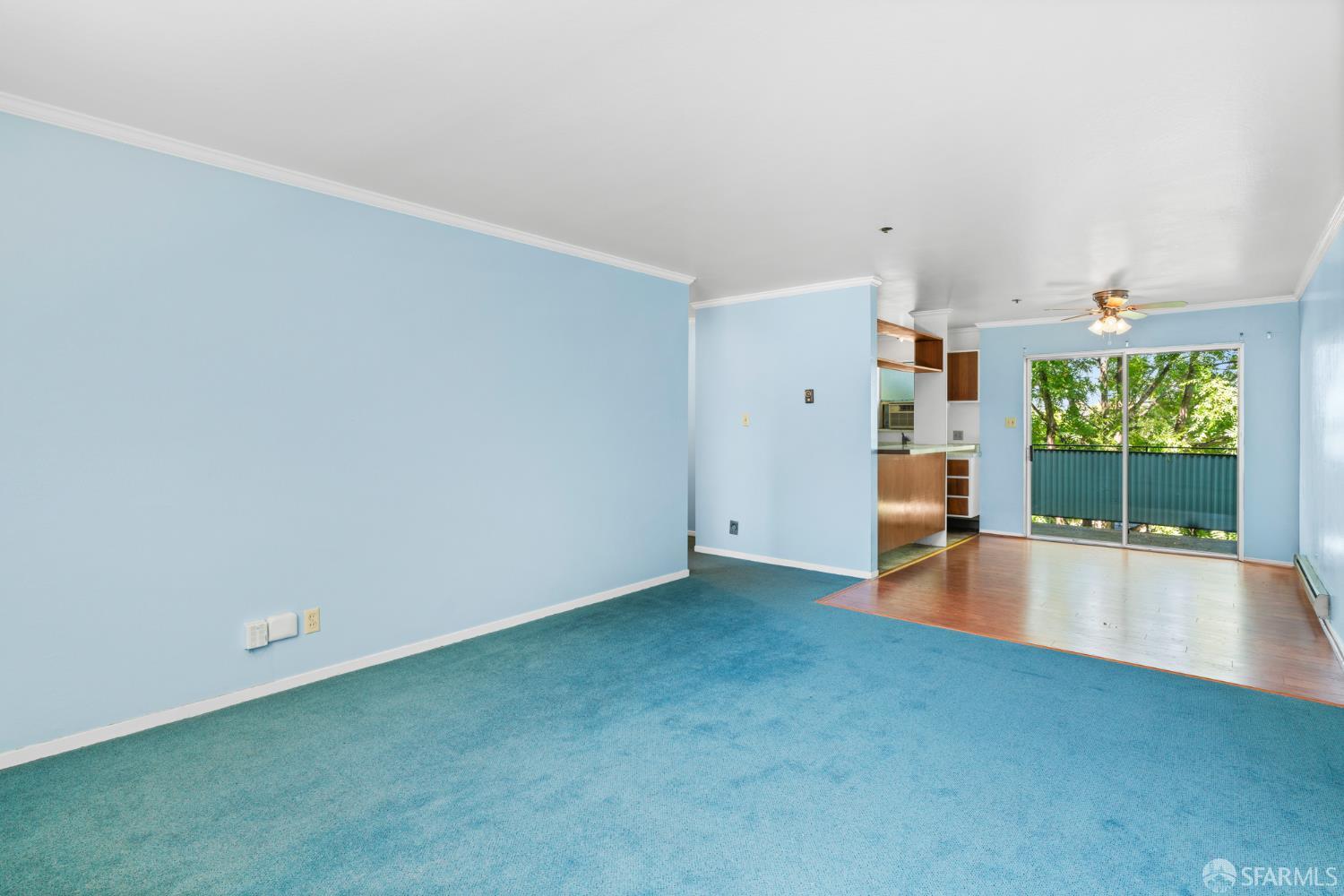 Detail Gallery Image 4 of 22 For 464 Clinton St #309,  Redwood City,  CA 94062 - 1 Beds | 1 Baths