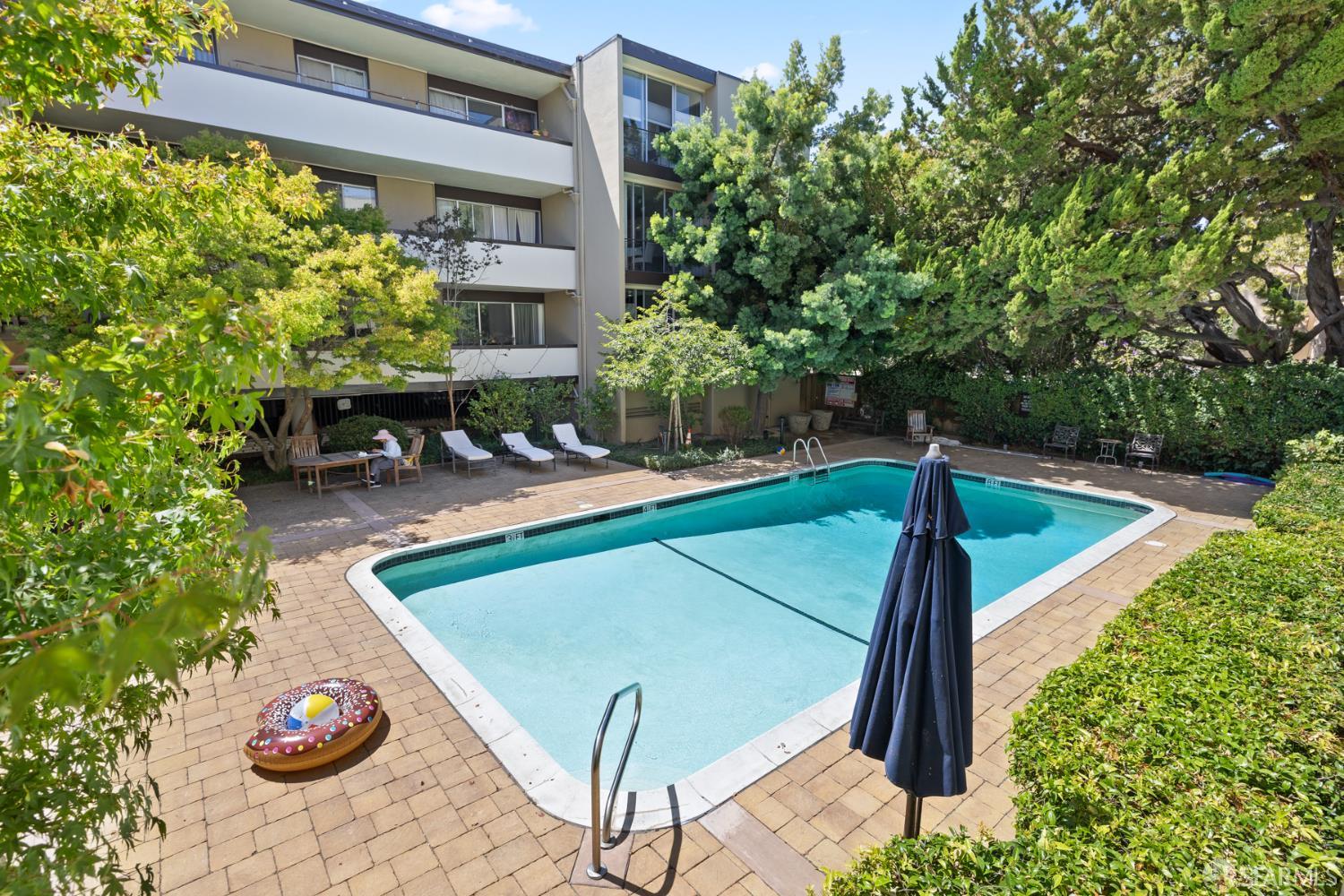 Detail Gallery Image 25 of 31 For 425 Grant Ave #19,  Palo Alto,  CA 94306 - 3 Beds | 2 Baths