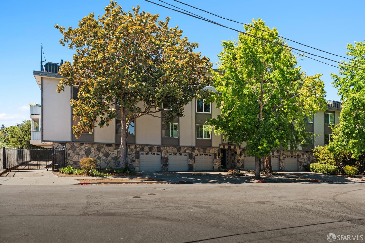 Detail Gallery Image 21 of 22 For 464 Clinton St #309,  Redwood City,  CA 94062 - 1 Beds | 1 Baths