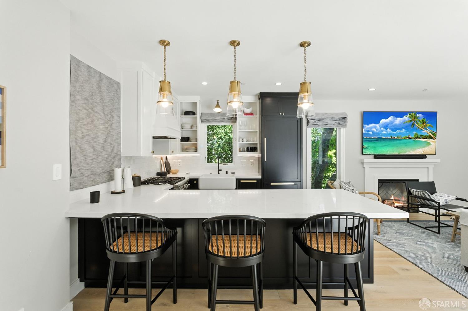 Detail Gallery Image 35 of 46 For 1225 La Cumbre Rd, Hillsborough,  CA 94010 - 6 Beds | 6/2 Baths