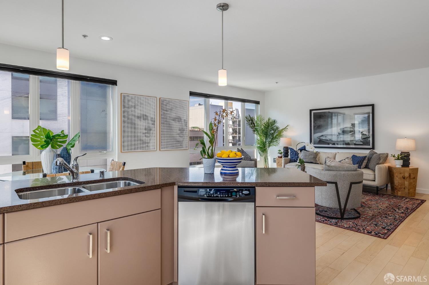 Detail Gallery Image 20 of 63 For 1511 Jefferson St Ph7,  Oakland,  CA 94612 - 2 Beds | 2 Baths