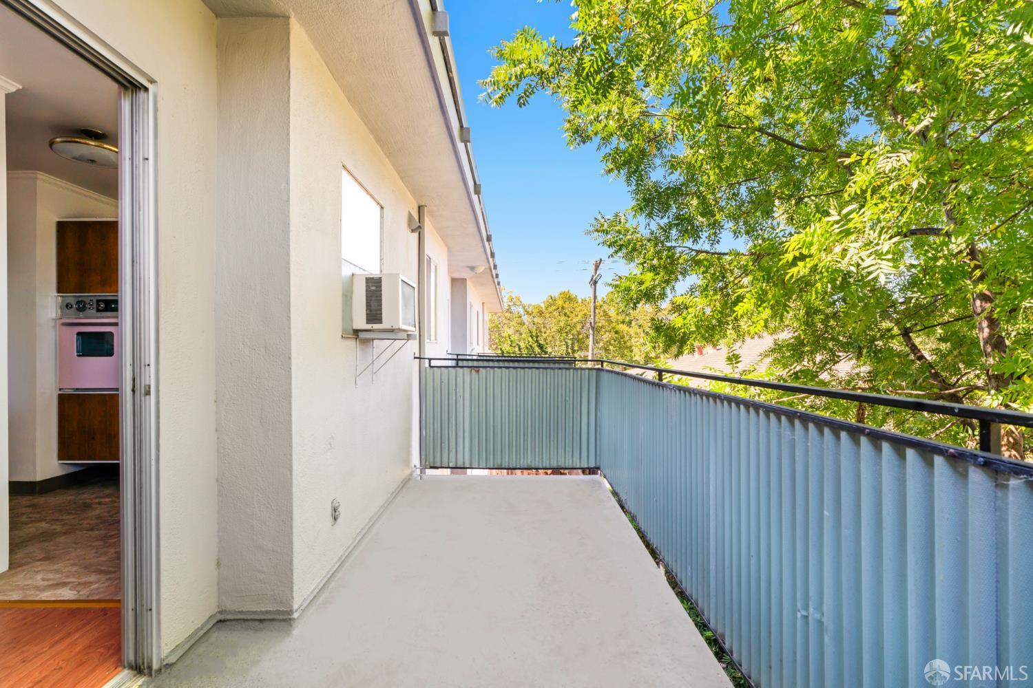 Detail Gallery Image 9 of 22 For 464 Clinton St #309,  Redwood City,  CA 94062 - 1 Beds | 1 Baths