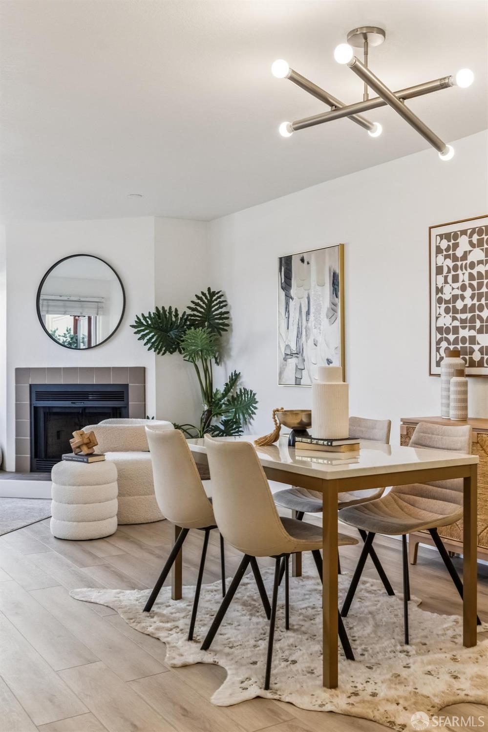 Photo #6: 425068786 Listing 