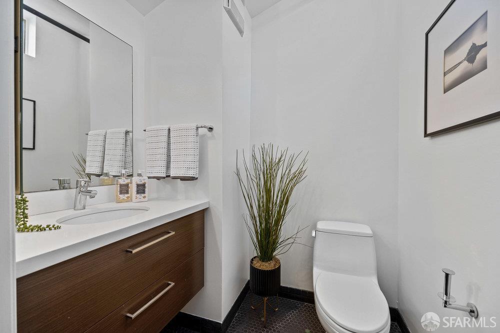 Photo #22: 425069321 Listing: Photo #22