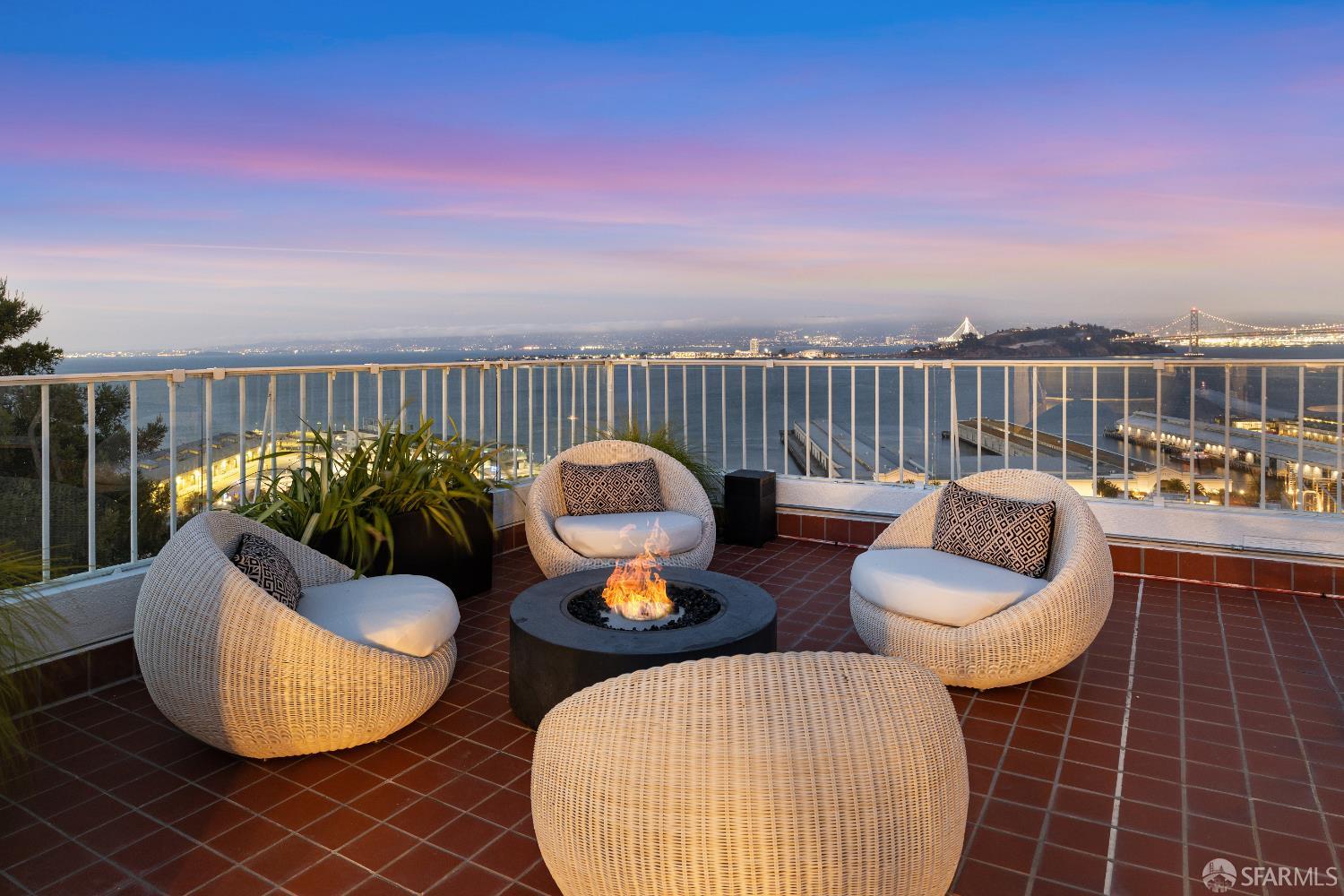Detail Gallery Image 34 of 38 For 1360 Montgomery St #11,  San Francisco,  CA 94133 - 2 Beds | 2 Baths