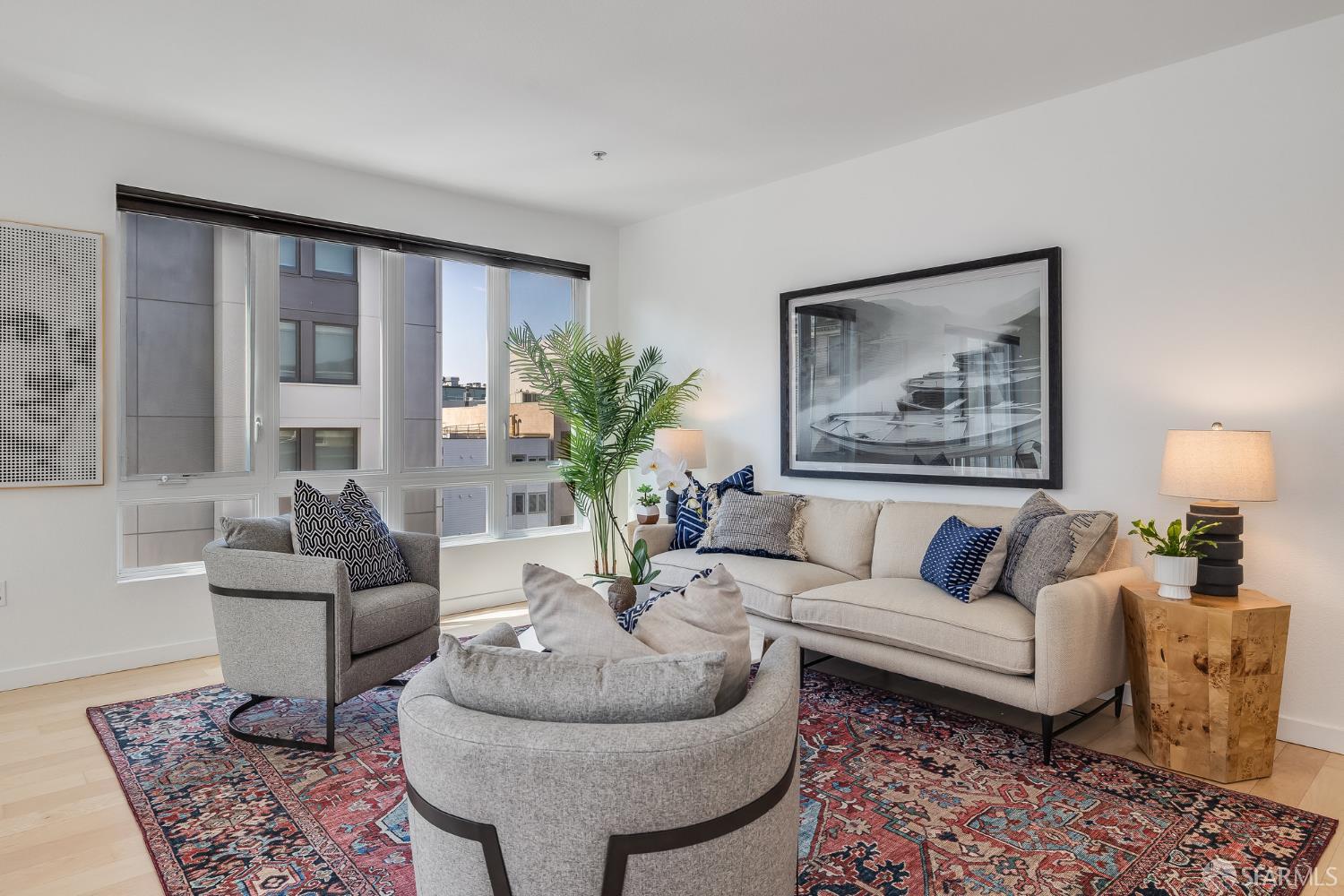 Detail Gallery Image 8 of 63 For 1511 Jefferson St Ph7,  Oakland,  CA 94612 - 2 Beds | 2 Baths