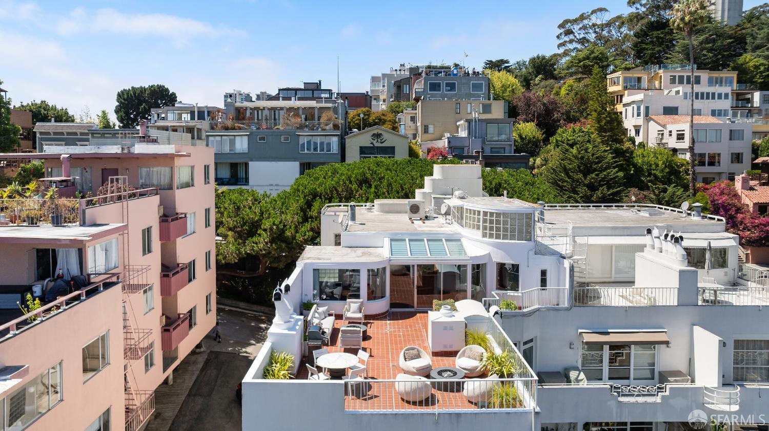 Detail Gallery Image 27 of 38 For 1360 Montgomery St #11,  San Francisco,  CA 94133 - 2 Beds | 2 Baths