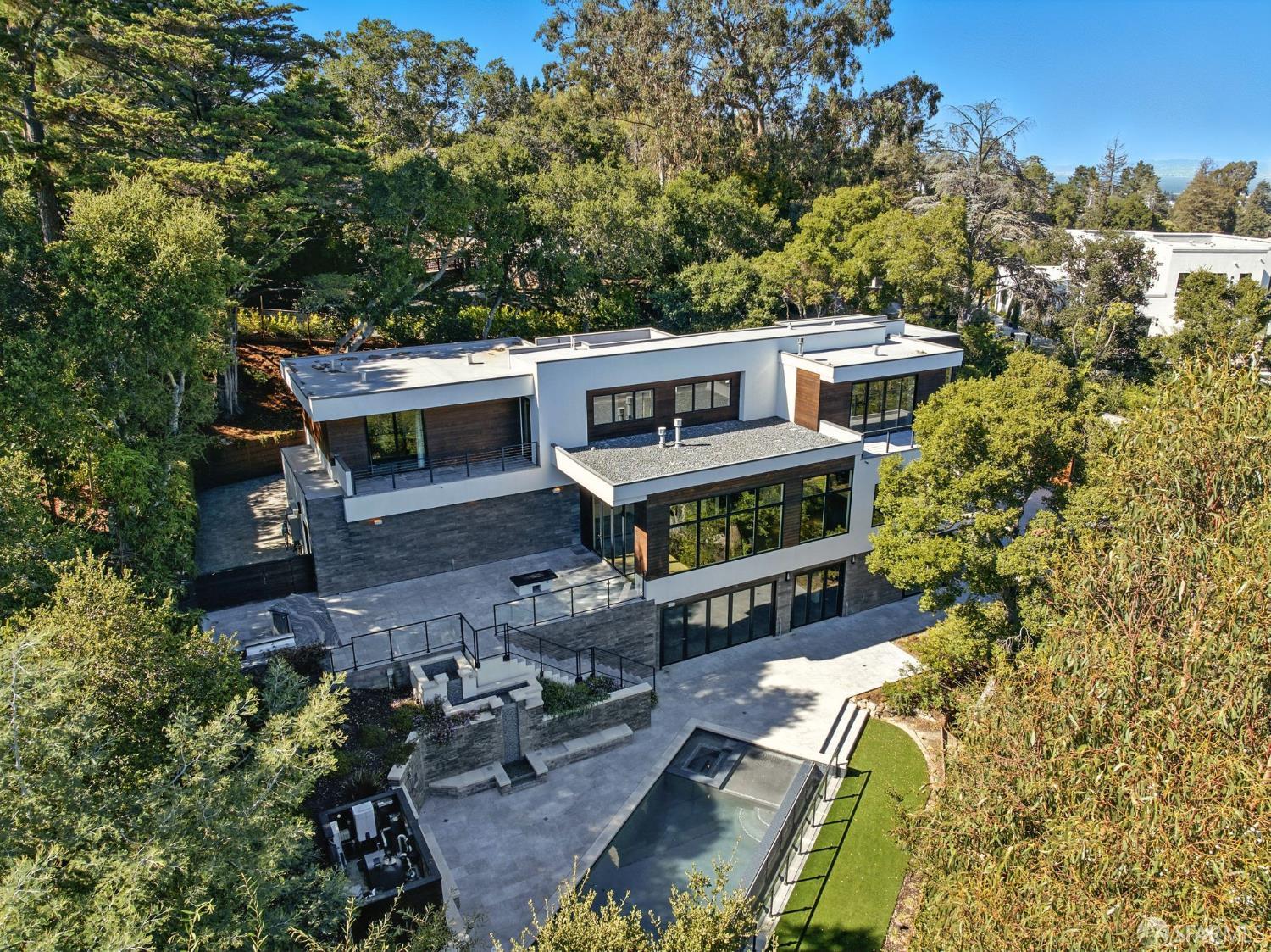 Detail Gallery Image 40 of 46 For 1225 La Cumbre Rd, Hillsborough,  CA 94010 - 6 Beds | 6/2 Baths