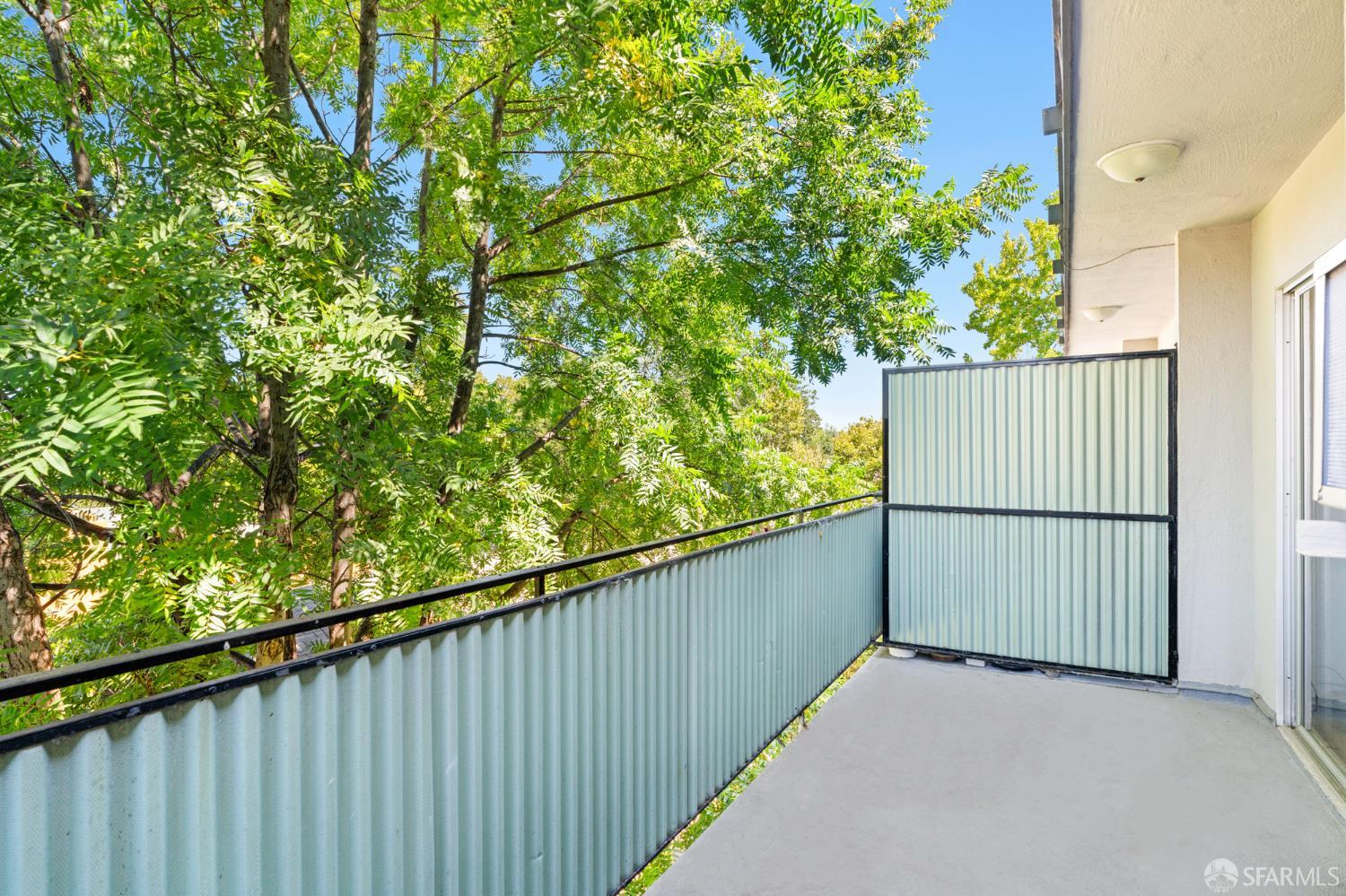 Detail Gallery Image 10 of 22 For 464 Clinton St #309,  Redwood City,  CA 94062 - 1 Beds | 1 Baths