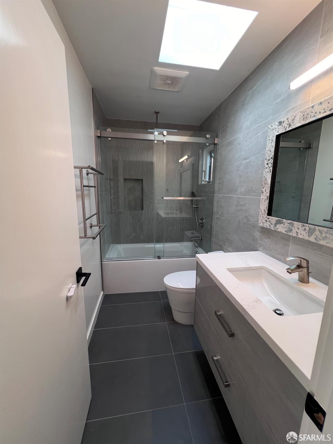 Detail Gallery Image 71 of 87 For 172 18th Ave, San Francisco,  CA 94121 - – Beds | – Baths