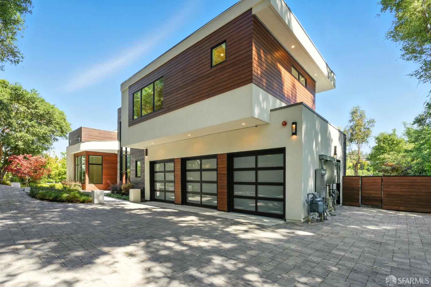 Detail Gallery Image 1 of 46 For 1225 La Cumbre Rd, Hillsborough,  CA 94010 - 6 Beds | 6/2 Baths