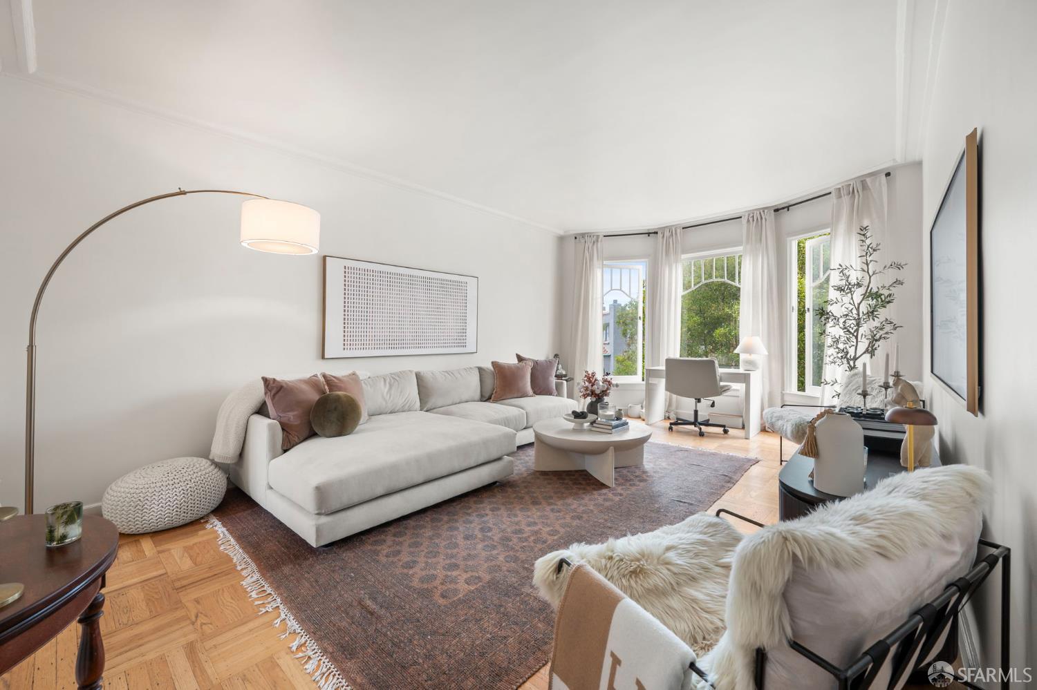 Photo #2: 425069105 Listing 
