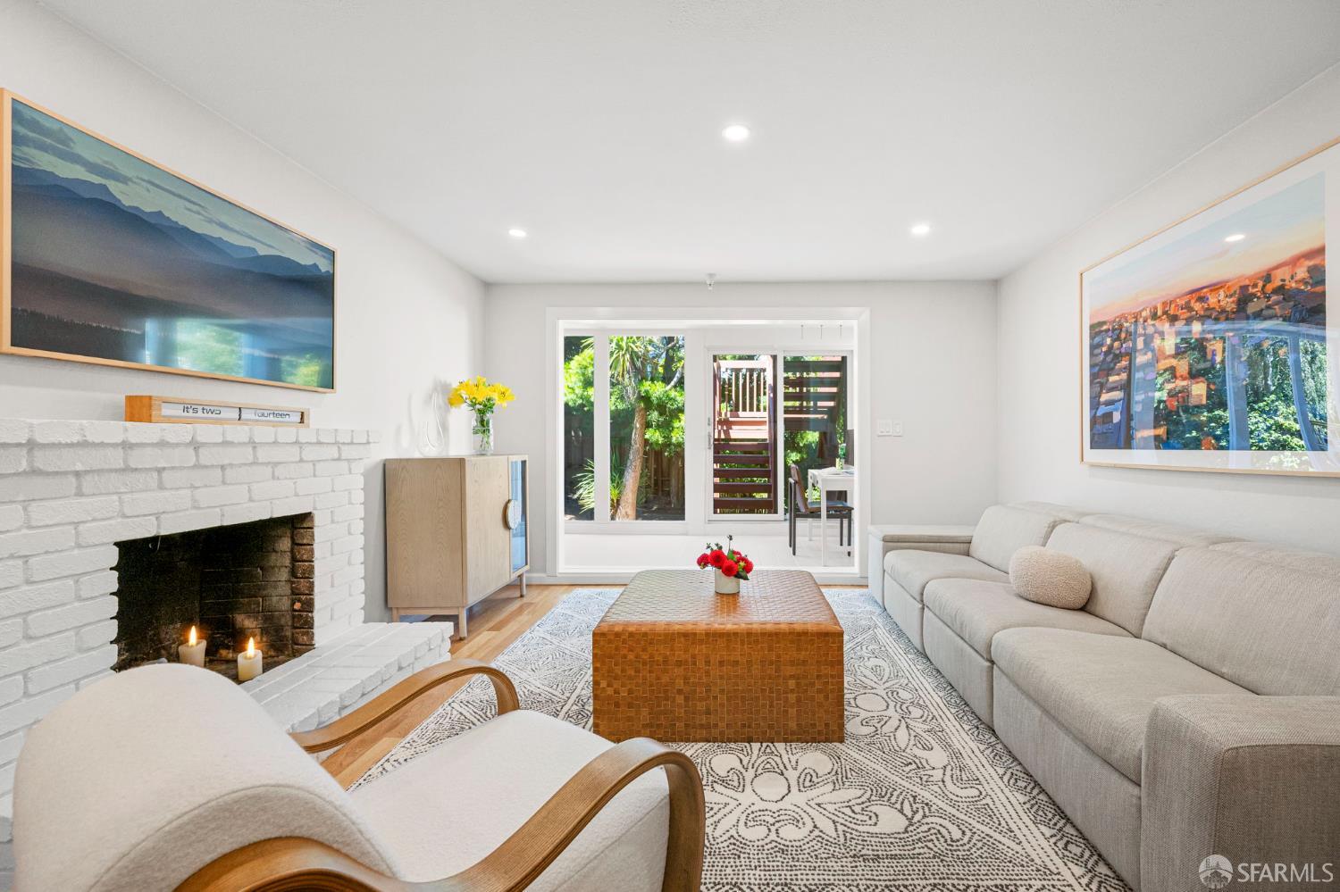 Detail Gallery Image 3 of 37 For 3234 Washington St #4,  San Francisco,  CA 94115 - 2 Beds | 2 Baths