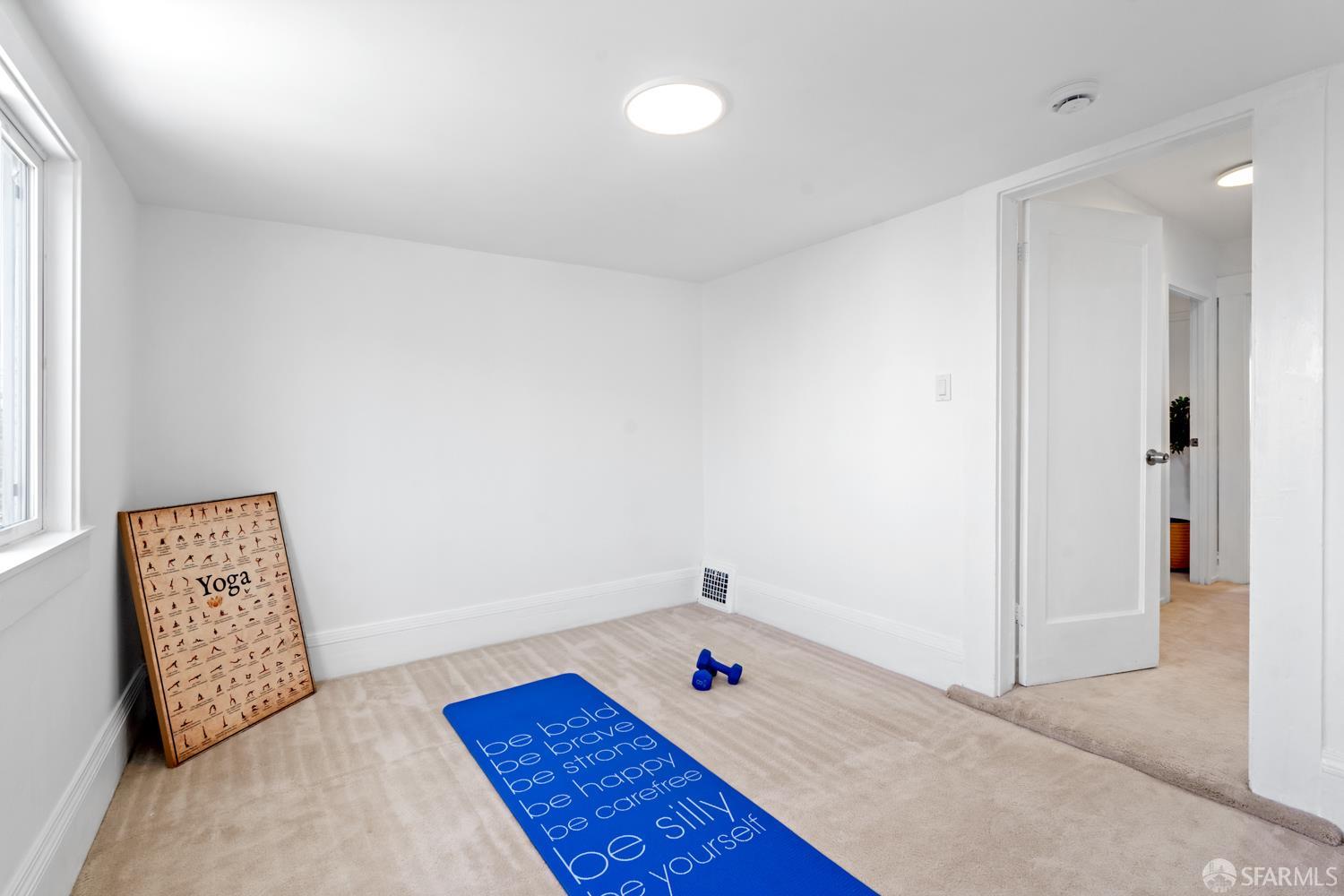 Detail Gallery Image 50 of 62 For 52 Rolph St, San Francisco,  CA 94112 - 2 Beds | 2/1 Baths