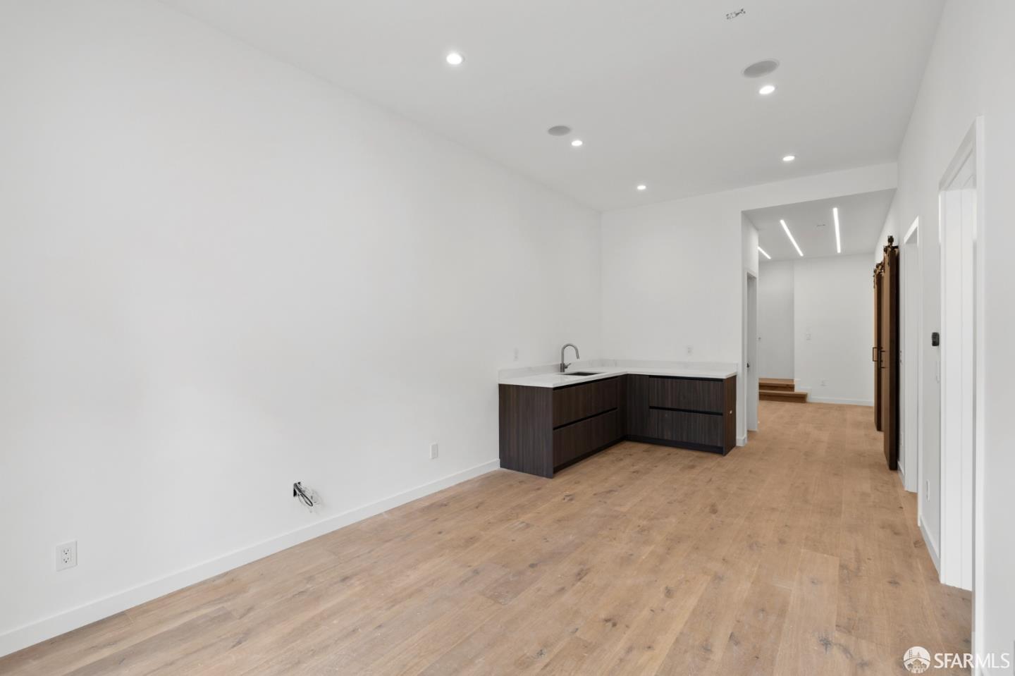 Detail Gallery Image 63 of 87 For 172 18th Ave, San Francisco,  CA 94121 - – Beds | – Baths