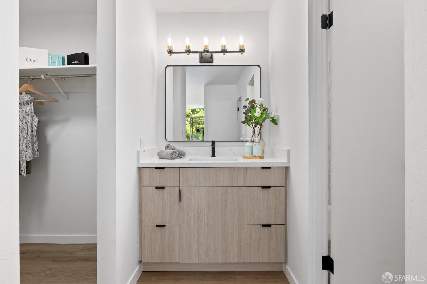 Detail Gallery Image 18 of 31 For 425 Grant Ave #19,  Palo Alto,  CA 94306 - 3 Beds | 2 Baths