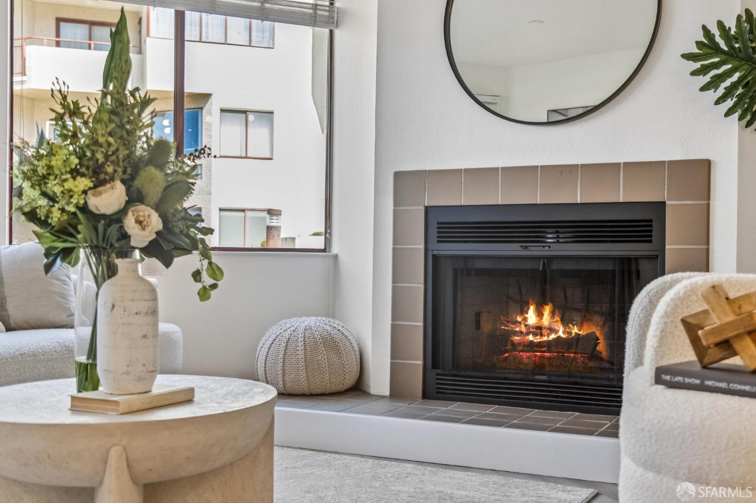 Photo #4: 425068786 Listing 