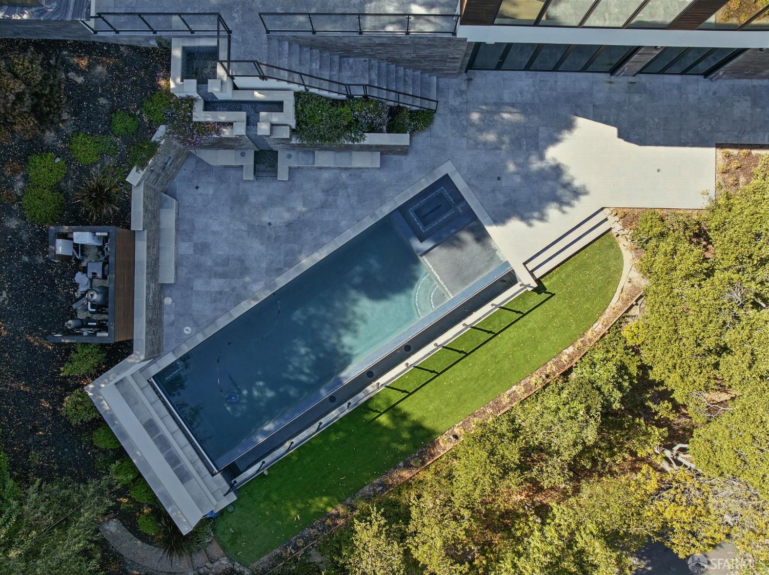 Detail Gallery Image 42 of 46 For 1225 La Cumbre Rd, Hillsborough,  CA 94010 - 6 Beds | 6/2 Baths
