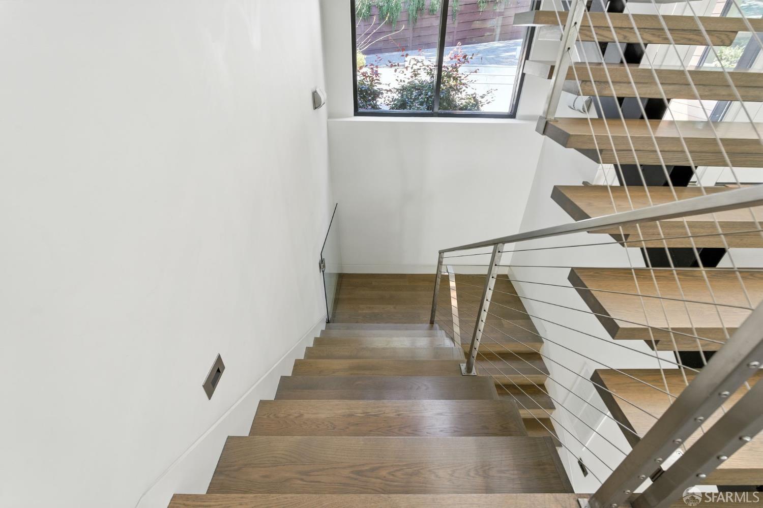 Detail Gallery Image 22 of 46 For 1225 La Cumbre Rd, Hillsborough,  CA 94010 - 6 Beds | 6/2 Baths