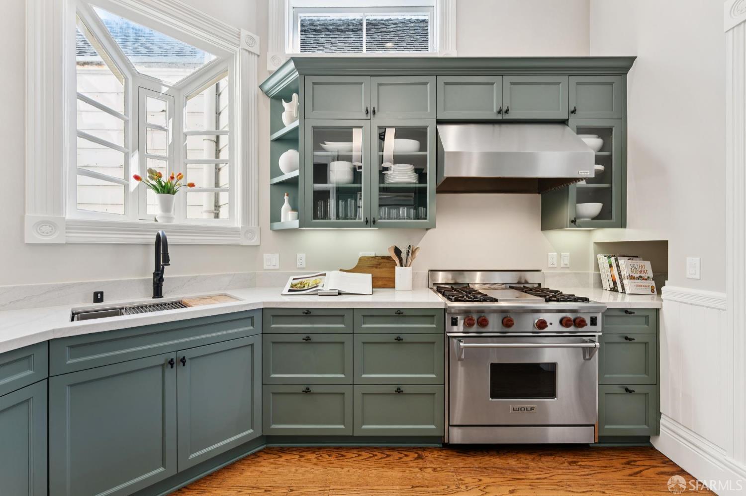 Detail Gallery Image 16 of 78 For 2116 Divisadero St, San Francisco,  CA 94115 - 3 Beds | 2/2 Baths