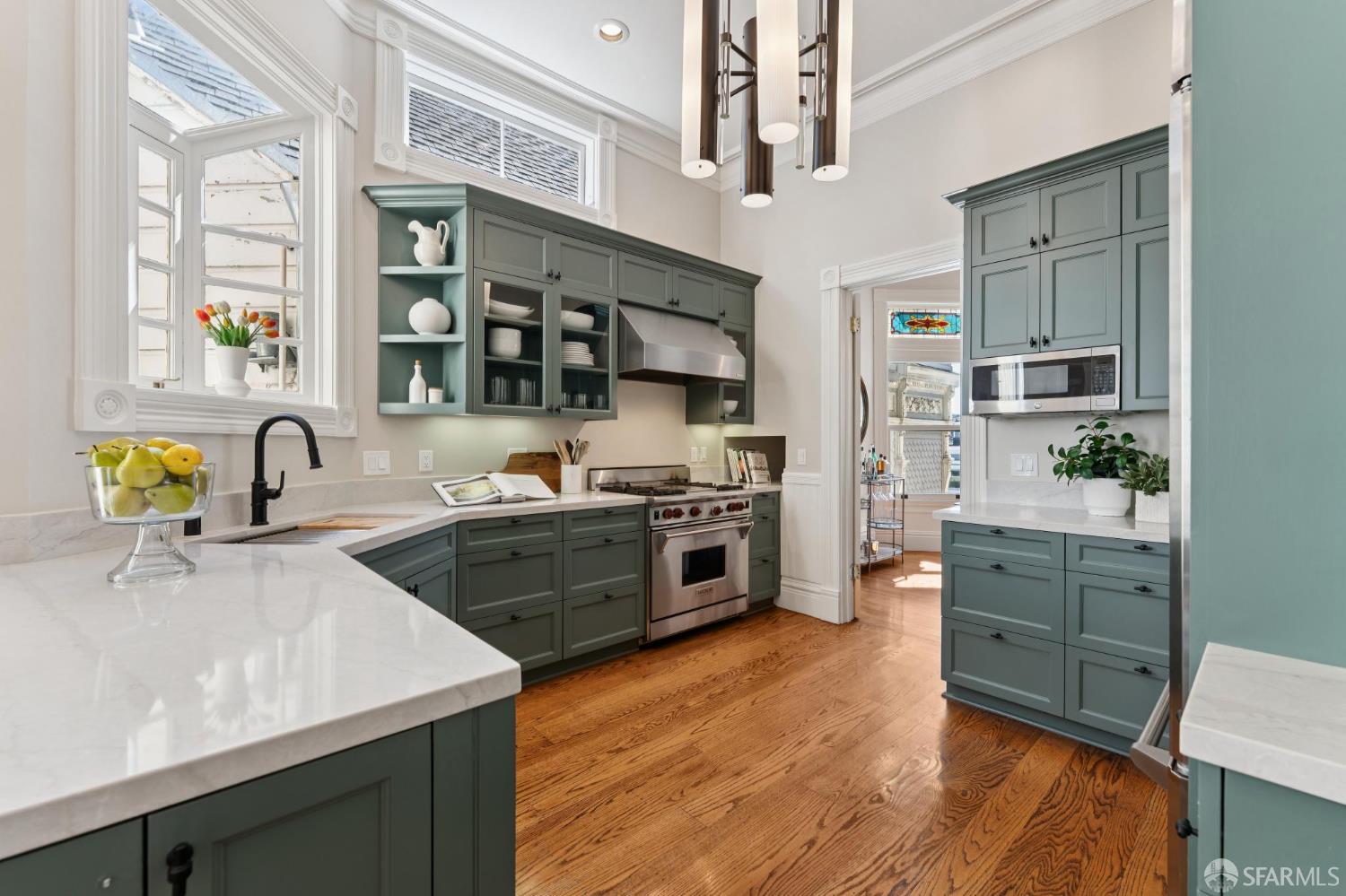 Detail Gallery Image 14 of 78 For 2116 Divisadero St, San Francisco,  CA 94115 - 3 Beds | 2/2 Baths