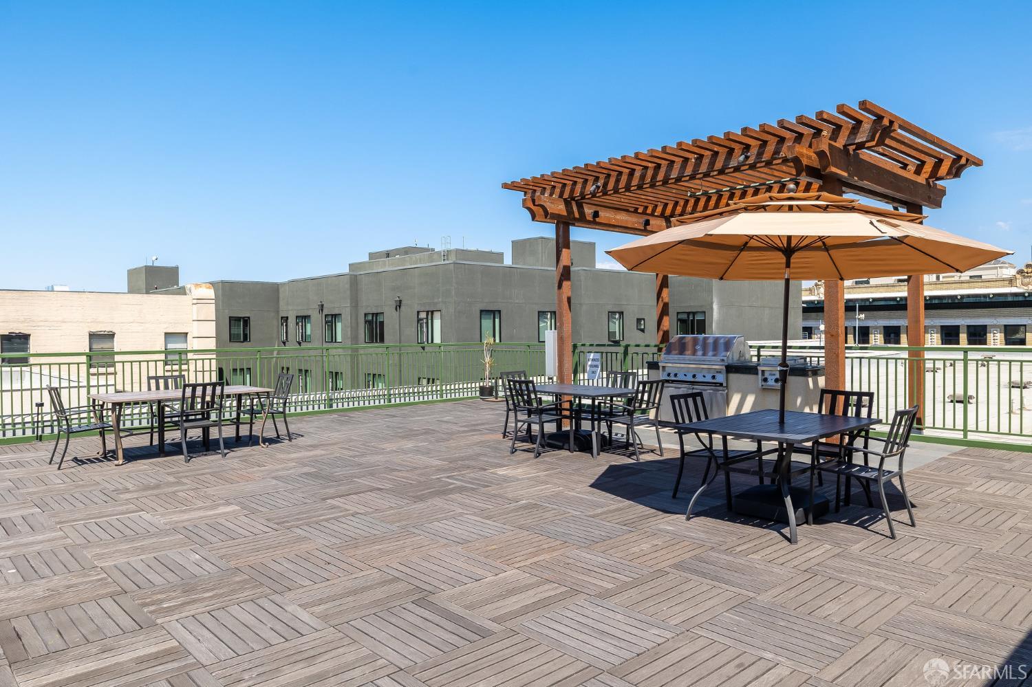 Detail Gallery Image 43 of 63 For 1511 Jefferson St Ph7,  Oakland,  CA 94612 - 2 Beds | 2 Baths