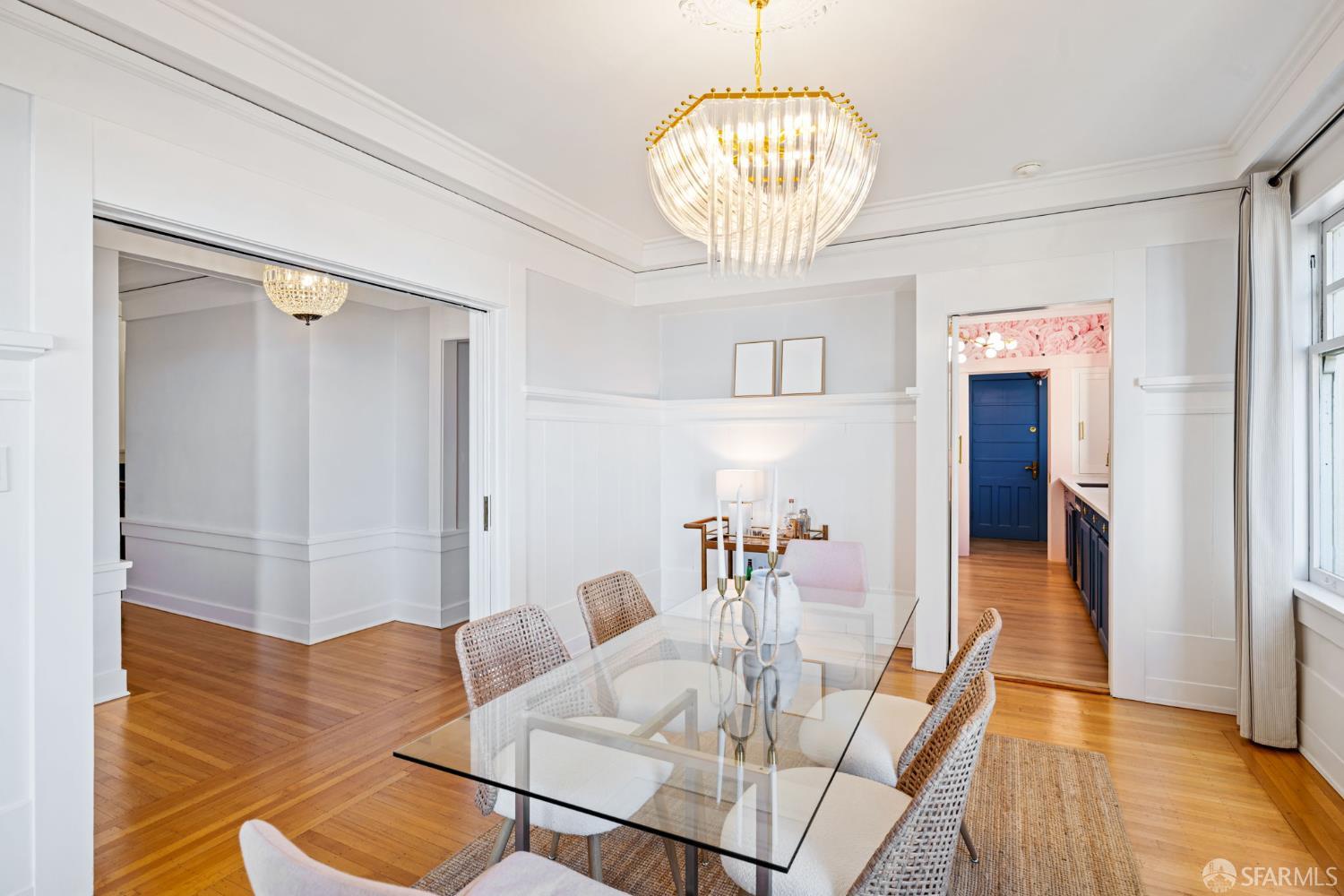 Detail Gallery Image 16 of 62 For 1242 Washington St, San Francisco,  CA 94108 - 2 Beds | 1 Baths