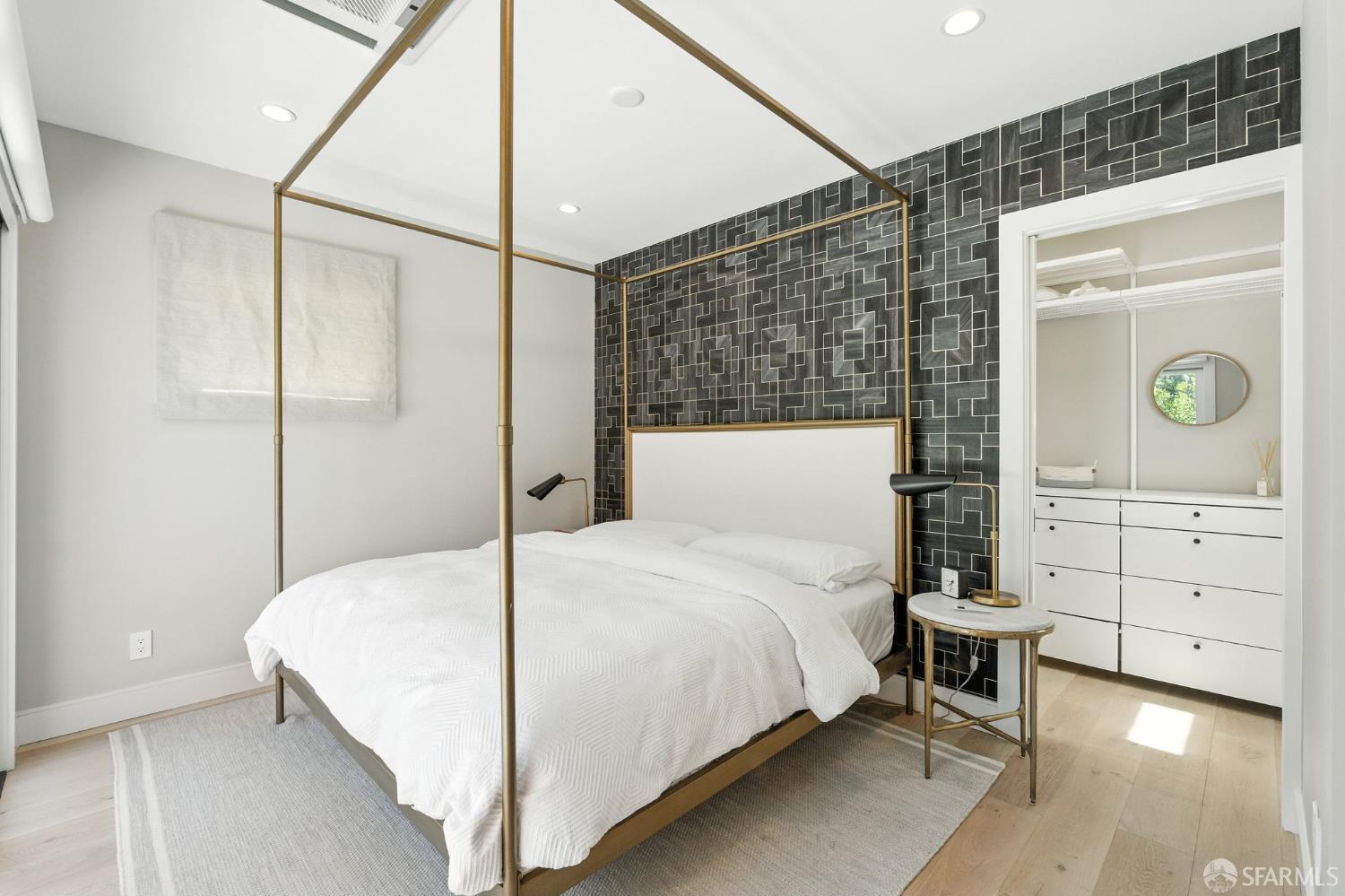 Detail Gallery Image 36 of 46 For 1225 La Cumbre Rd, Hillsborough,  CA 94010 - 6 Beds | 6/2 Baths