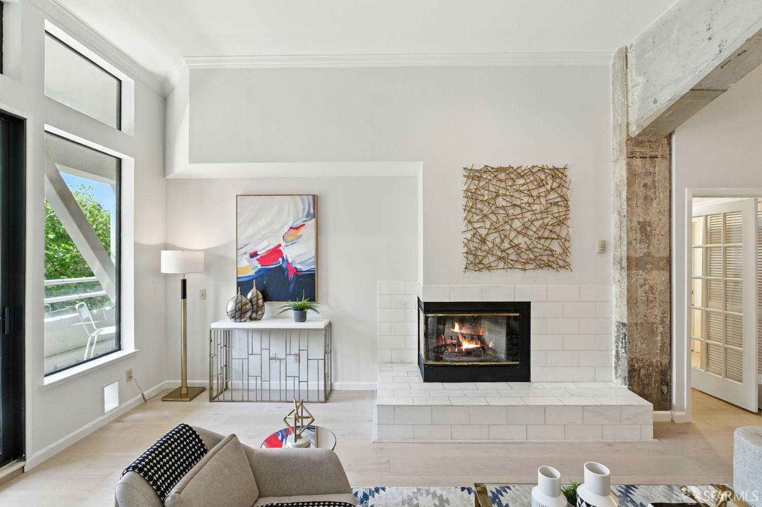 Photo #6: 425066170 Listing 