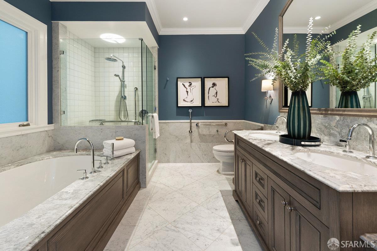 Detail Gallery Image 9 of 19 For 3062 Jackson St, San Francisco,  CA 94115 - 4 Beds | 4 Baths