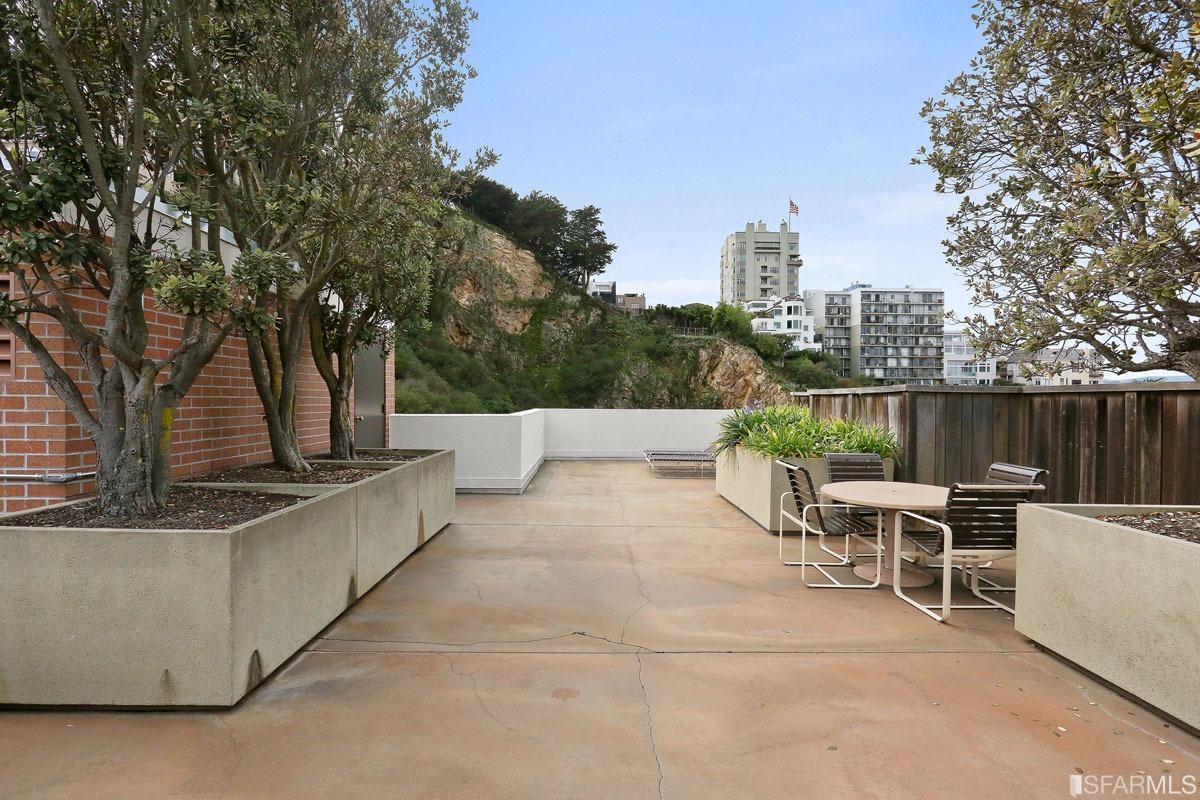 Detail Gallery Image 37 of 49 For 101 Lombard St 216e,  San Francisco,  CA 94111 - 1 Beds | 1 Baths